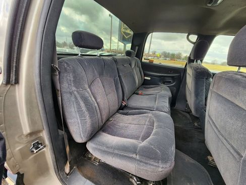 Used 2001 Chevrolet Silverado 2500 LS image 19