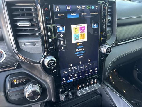 Used 2022 RAM 1500 Limited w/ Body Color Bumper Group image 23