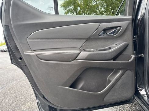 Used 2018 Chevrolet Traverse Premier w/ Driver Confidence II Package image 26