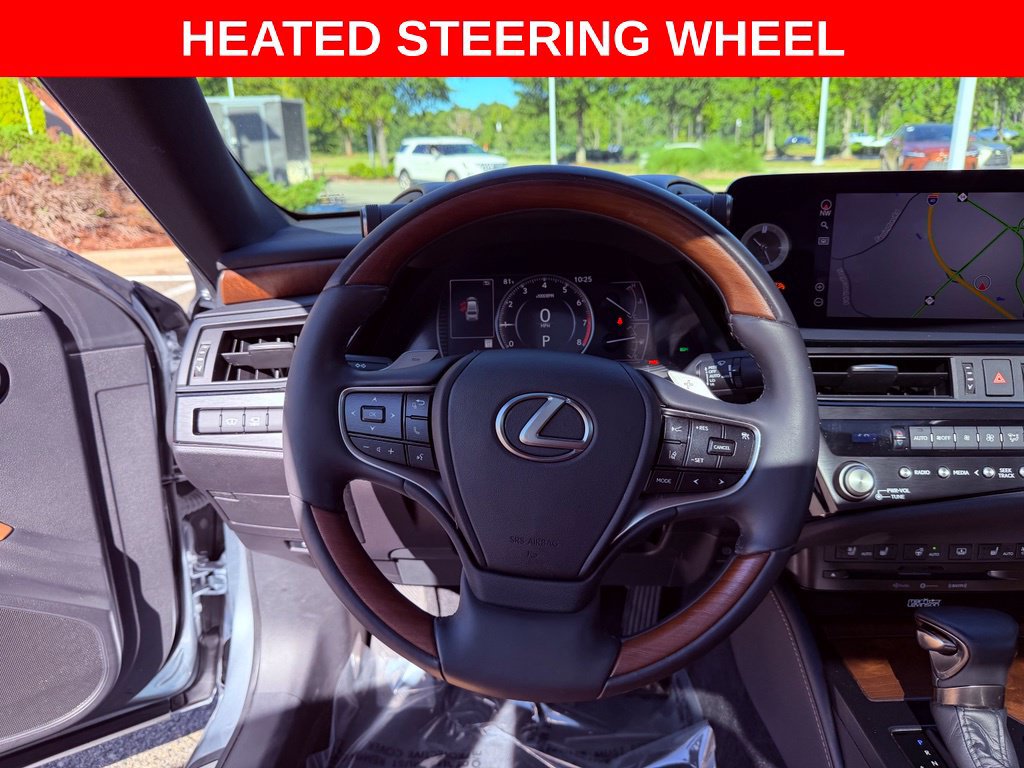 Certified 2022 Lexus ES 350 Ultra Luxury w/ Accessory Package FWD image 16