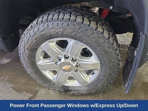 Used 2022 Chevrolet Silverado 3500 LTZ image 27
