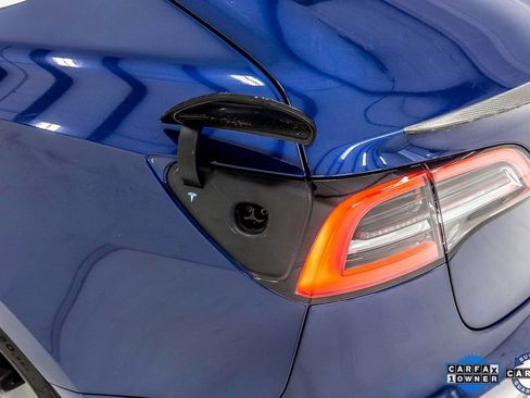 Used 2020 Tesla Model 3 Performance image 5