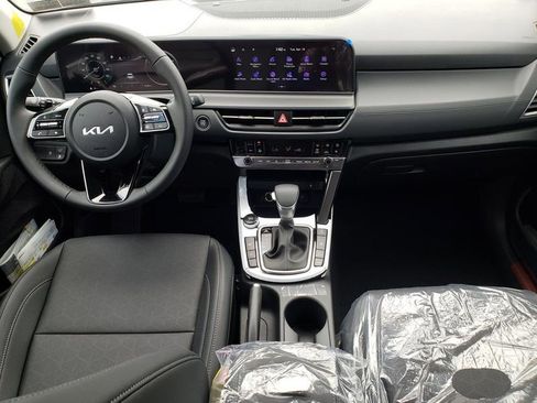 New 2026 Kia Seltos EX AWD/4WD image 8