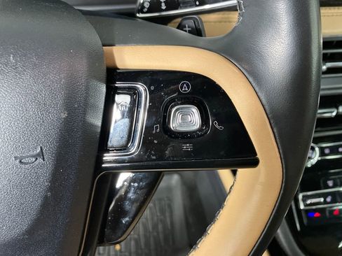 Used 2022 Lincoln Corsair Grand Touring w/ Elements Technology Bundle image 19