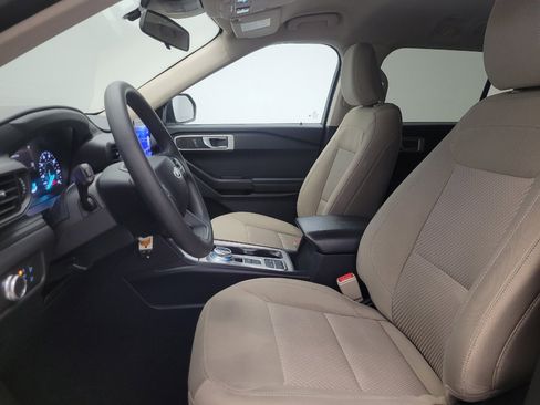 Used 2021 Ford Explorer 2WD image 17