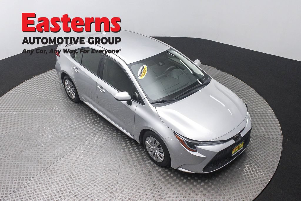 Used 2022 Toyota Corolla LE FWD image 4