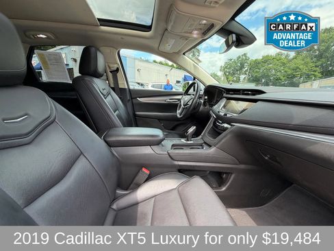 Used 2019 Cadillac XT5 Luxury AWD/4WD image 11