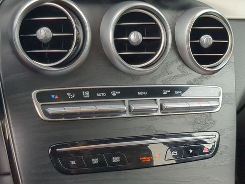 Used 2020 Mercedes-Benz GLC 300 image 18