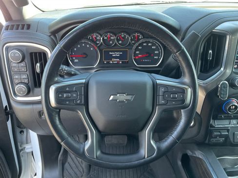 Used 2021 Chevrolet Silverado 1500 LT Trail Boss w/ Bed Protection Package AWD/4WD image 12