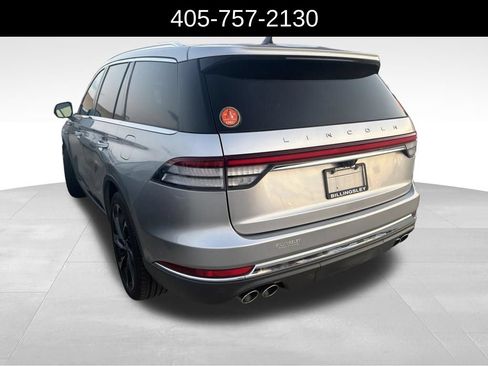 Used 2022 Lincoln Aviator Reserve w/ Equipment Group 201A AWD/4WD image 4