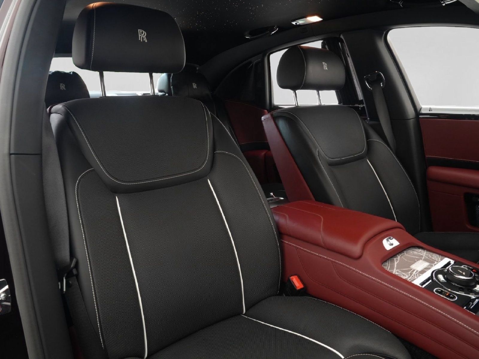 Used 2020 Rolls-Royce Ghost RWD image 43
