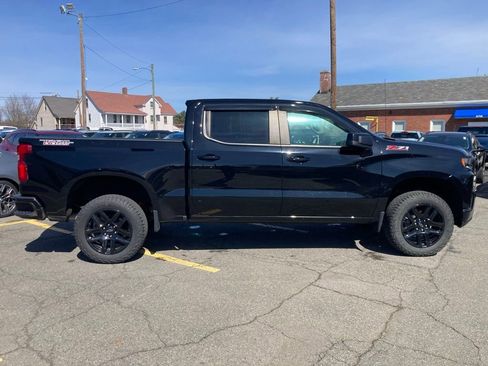 Used 2022 Chevrolet Silverado 1500 LT Trail Boss w/ Bed Protection Package AWD/4WD image 23