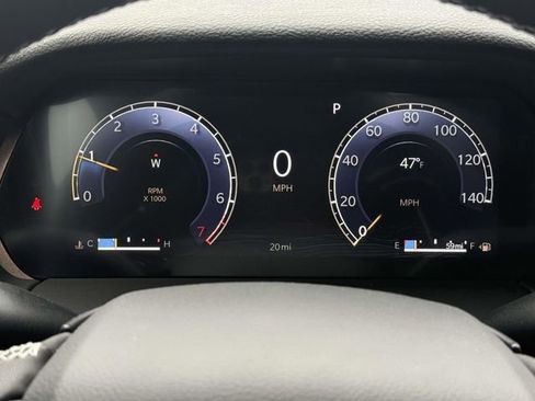 New 2025 Jeep Grand Cherokee Laredo image 18