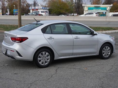 Used 2021 Kia Rio LX image 7