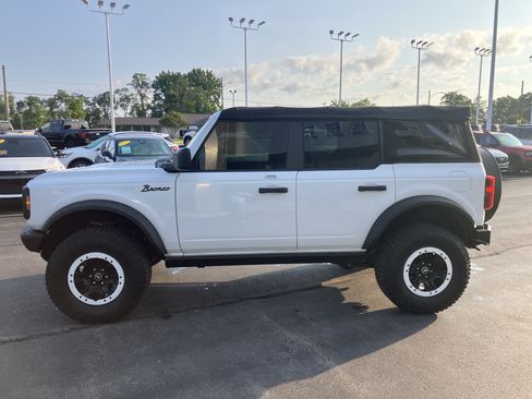 Used 2022 Ford Bronco 4-Door w/ Sasquatch Package AWD/4WD image 4