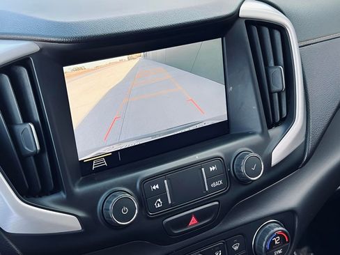 Used 2021 GMC Terrain SLT w/ Infotainment Package II image 24