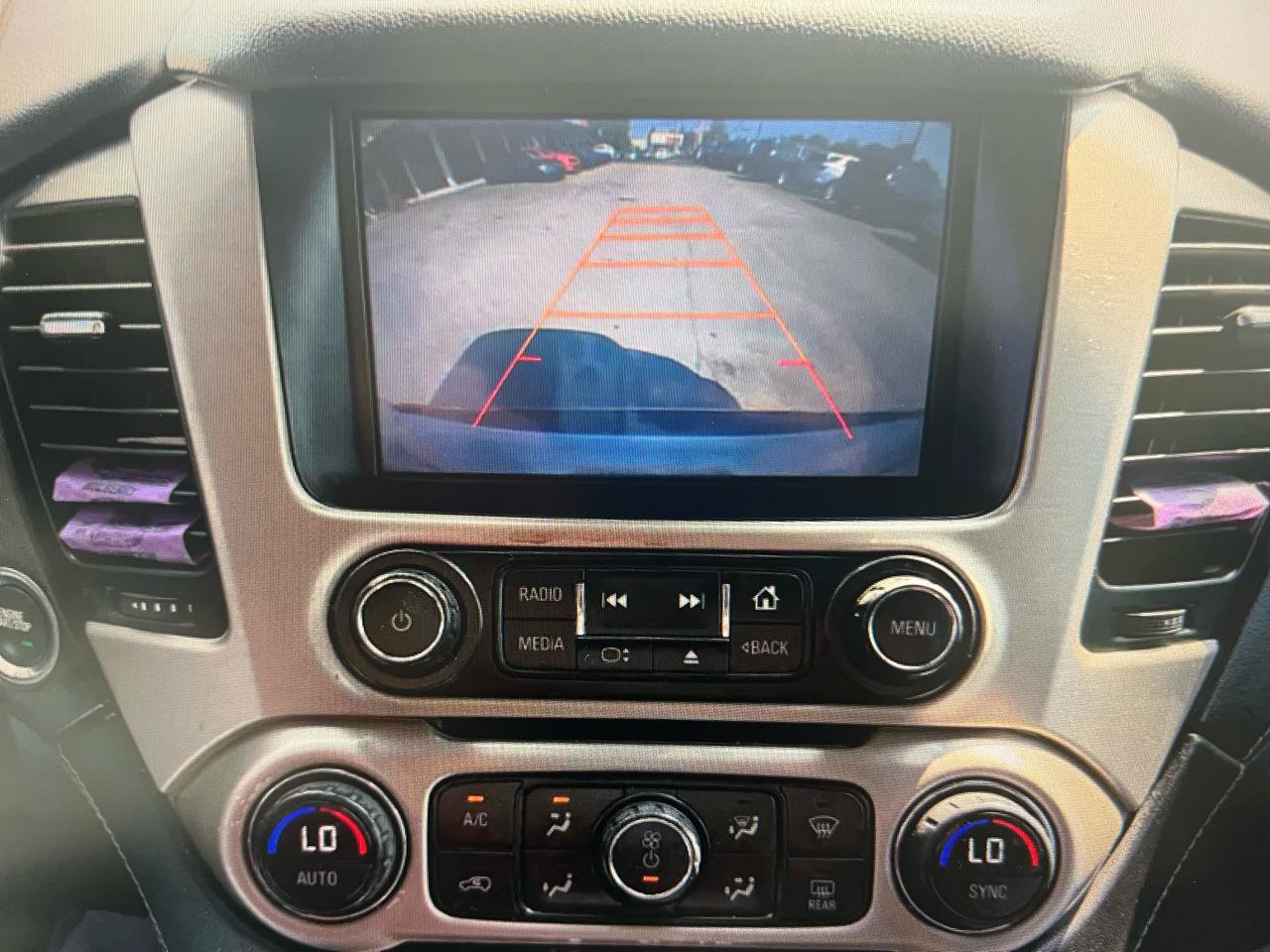 Used 2015 GMC Yukon Denali w/ Premium Package AWD/4WD image 21