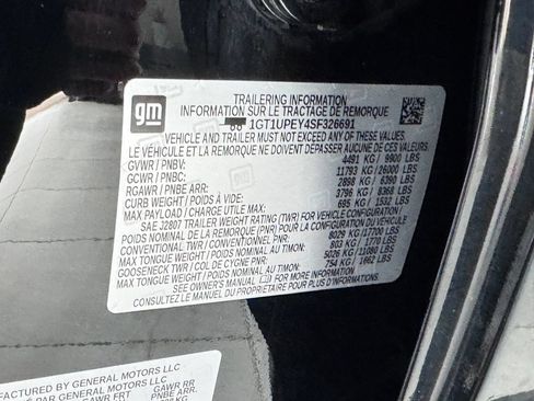 Used 2025 GMC Sierra 2500 AT4 w/ AT4 Premium Plus Package AWD/4WD image 11