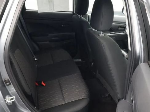 Used 2025 Mitsubishi Outlander Sport LE AWD/4WD image 18