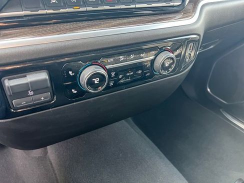 Used 2025 Chevrolet Silverado 1500 LT image 15