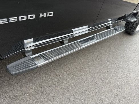 Used 2021 Chevrolet Silverado 2500 LTZ w/ LTZ Premium Package image 46