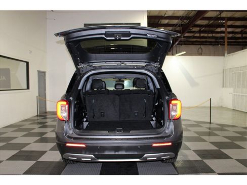 Used 2023 Ford Explorer XLT w/ Equipment Group 202A image 22