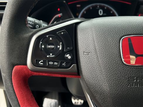 Used 2021 Honda Civic Type R image 11