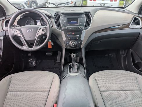 Used 2018 Hyundai Santa Fe Sport FWD image 16