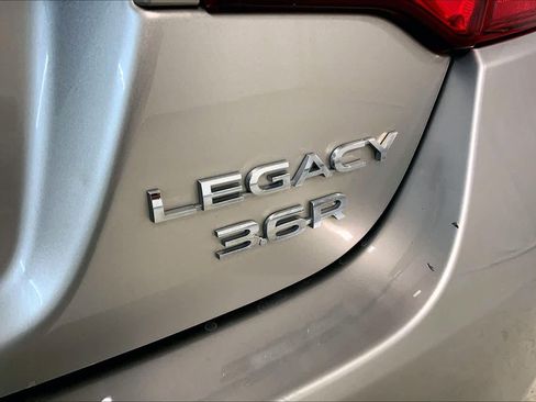 Used 2015 Subaru Legacy 3.6R Limited image 9