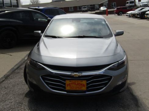 Used 2023 Chevrolet Malibu LT image 13