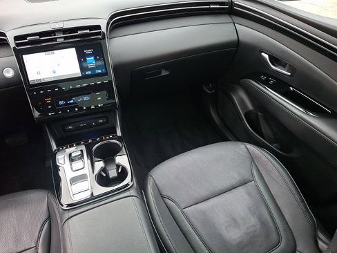 Certified 2023 Hyundai Tucson Limited w/ Cargo Package image 16