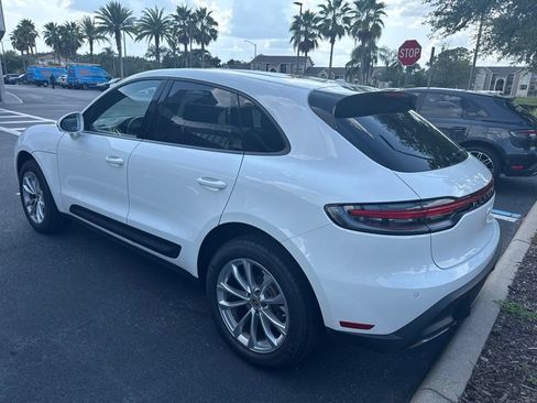 Certified 2026 Porsche Macan AWD/4WD image 2