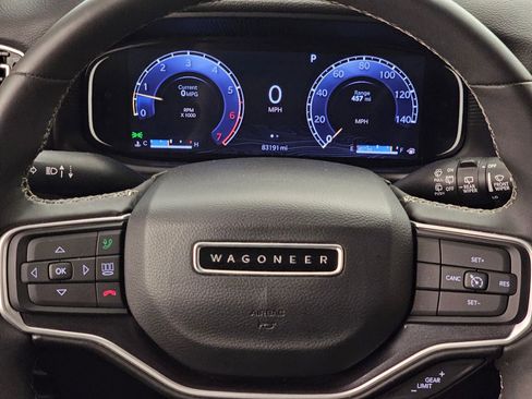 Used 2024 Jeep Wagoneer L 4WD image 21