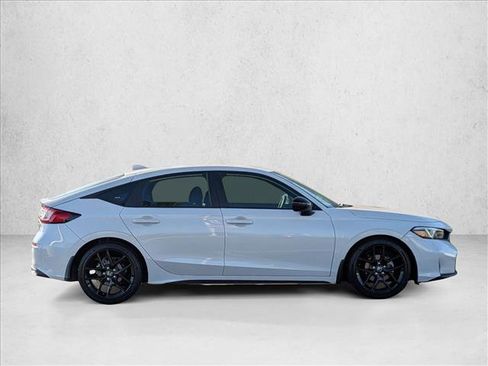 Used 2025 Honda Civic Sport image 4