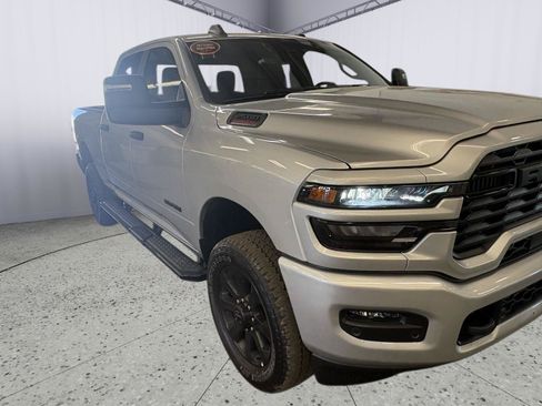 Used 2026 RAM 2500 Big Horn AWD/4WD image 7