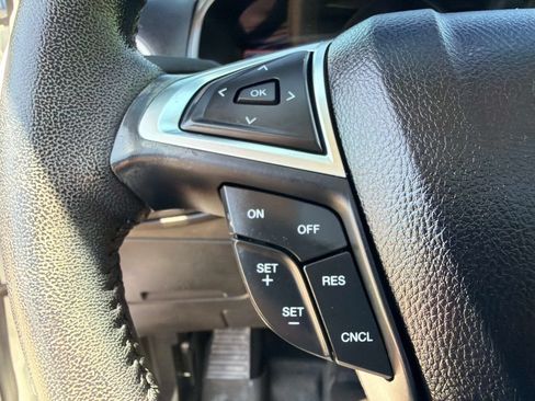 Used 2022 Ford Edge SEL w/ Convenience Package AWD/4WD image 28