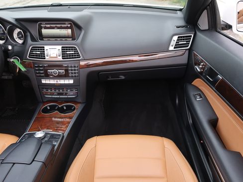 Used 2014 Mercedes-Benz E 350 Cabriolet image 16