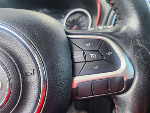 Used 2020 Jeep Compass Trailhawk image 13