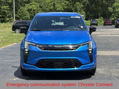 New 2027 Chrysler Pacifica Select AWD/4WD image 30