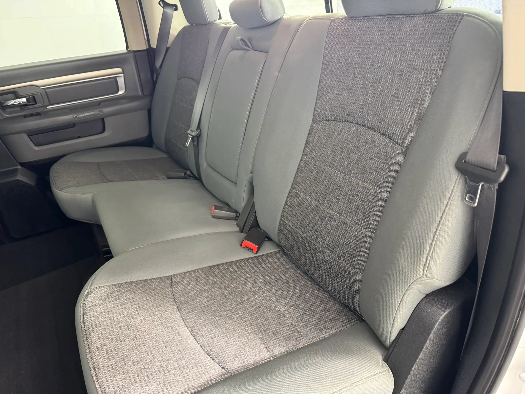 Used 2018 RAM 1500 Big Horn AWD/4WD image 32