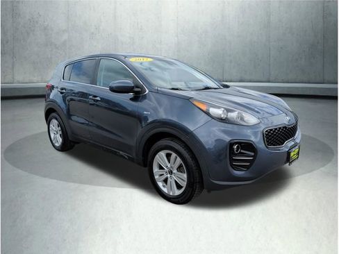 Used 2017 Kia Sportage LX AWD/4WD image 11