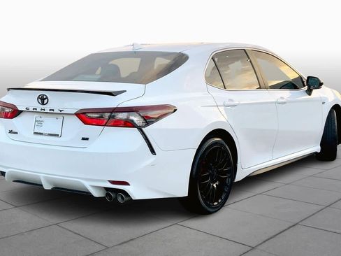 Used 2023 Toyota Camry SE image 13