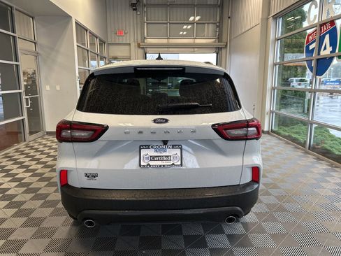 Used 2025 Ford Escape ST-Line image 5