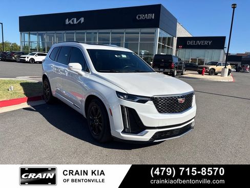 Used 2024 Cadillac XT6 Luxury AWD/4WD image 6