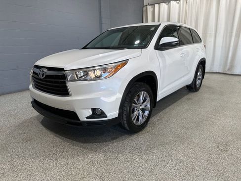 Used 2015 Toyota Highlander Plus image 4