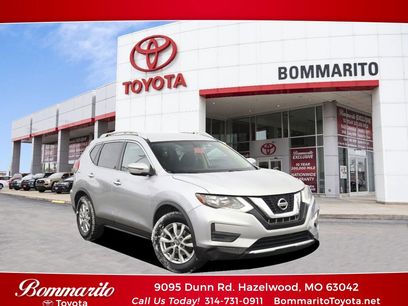 Used 2017 Nissan Rogue SV