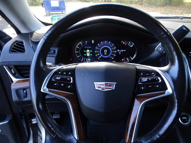 Certified 2018 Cadillac Escalade ESV Luxury AWD/4WD image 7
