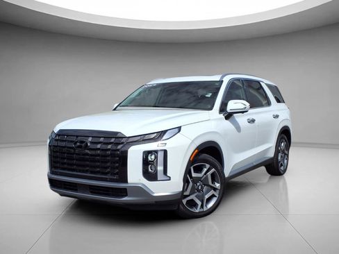 Used 2024 Hyundai Palisade SEL FWD image 1