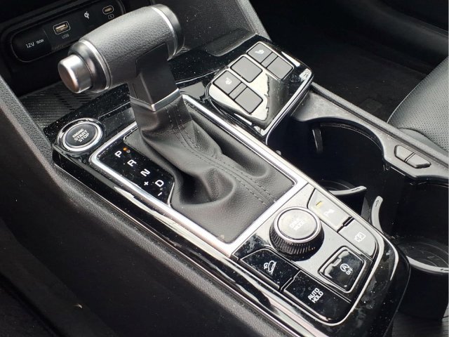 Used 2023 Kia Sportage EX FWD image 12