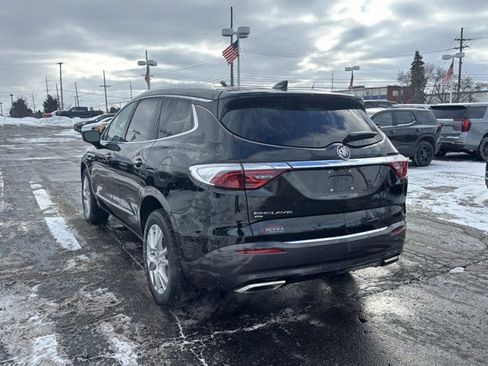 Used 2023 Buick Enclave Essence w/ Experience Buick Package image 7